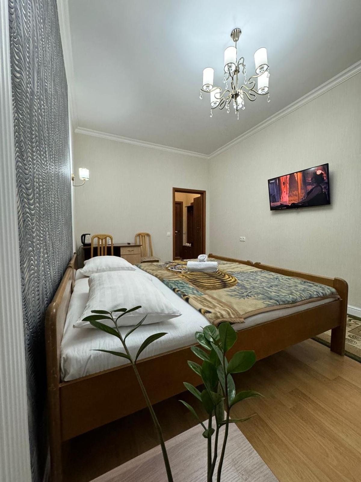 Mini-Hotel Sultan Asztana Kültér fotó